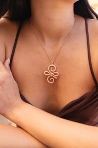 Yeni Başlangıçlar Kolyesi Rose