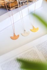 Uzun Lotus Kolye Gold