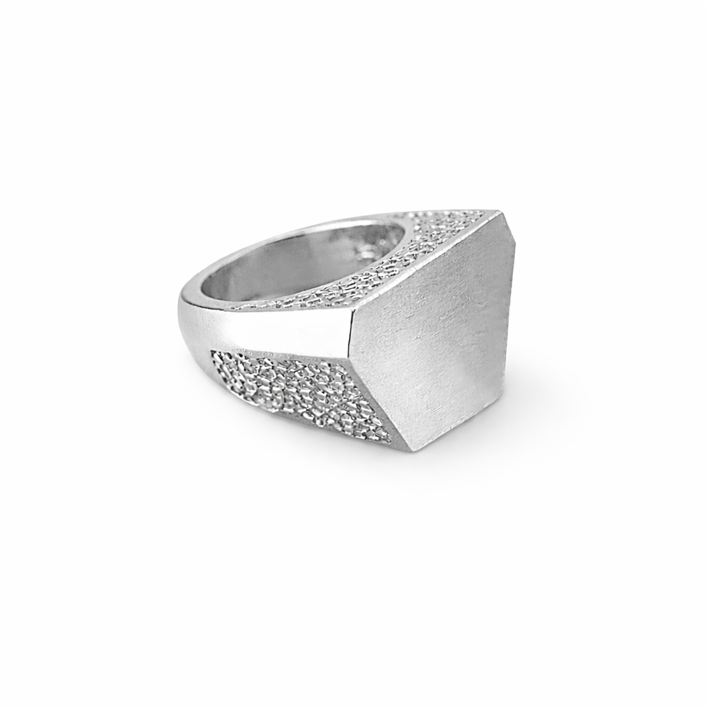 Brisk Yüzük Silver