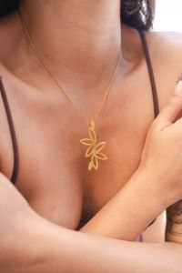 Büyük Lotus Kolye Gold