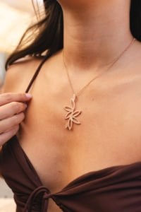 Büyük Lotus Kolye Rose